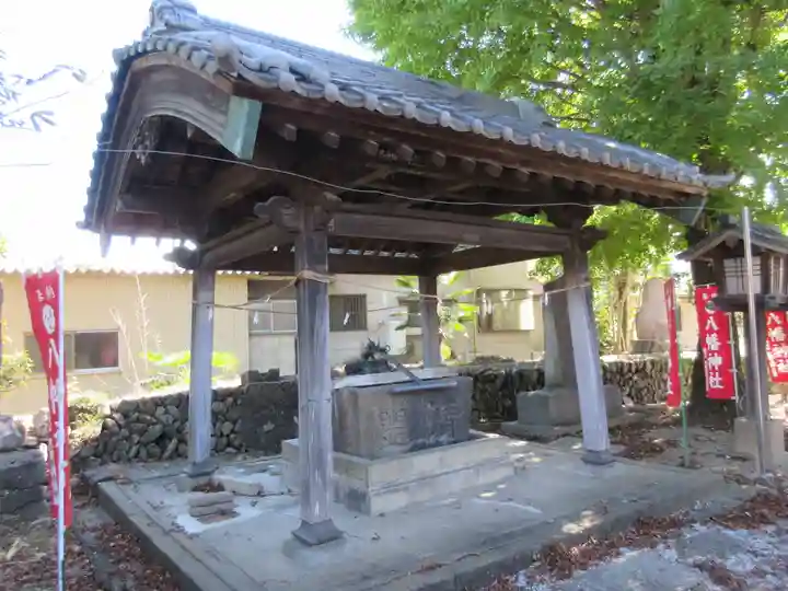東石清水八幡神社の手水舎