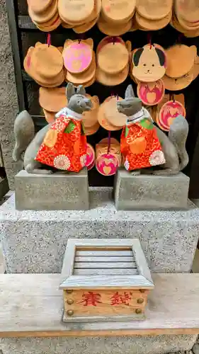 五十稲荷神社(栄寿稲荷神社)の狛犬