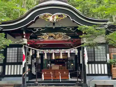新屋山神社(山梨県)