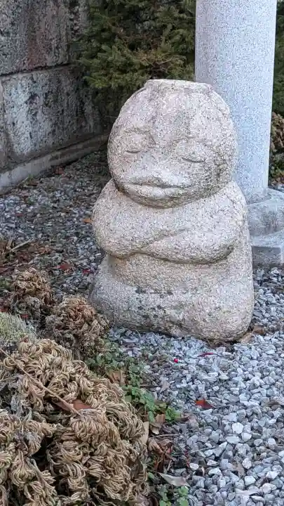 河童神社の{uncategorized: "未分類", other: "その他", undefined: "問題あり", building: "その他建物", grave: "お墓", sacred_gate: "鳥居", guardian: "狛犬", statue: "像", buddha: "仏像", history: "歴史", nature: "自然", garden: "庭園", animal: "動物", pagoda: "塔", temizu: "手水舎", mountain_gate: "山門・神門", sanctuary: "本殿・本堂", subordinate: "末社・摂社", art: "芸術", scenery: "景色", jizo: "地蔵", ema: "絵馬", goshuin: "御朱印", omikuji: "おみくじ", items: "授与品その他", amulet: "お守り", goshuincho: "御朱印帳", eats: "食事", festival: "お祭り", votive_dance: "神楽", shichigosan: "七五三参", wedding: "結婚式", experience: "体験その他", initially: "初詣", around: "周辺", anti_infection: "感染症対策"}