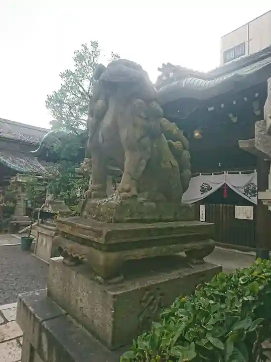 元祇園梛神社・隼神社の狛犬