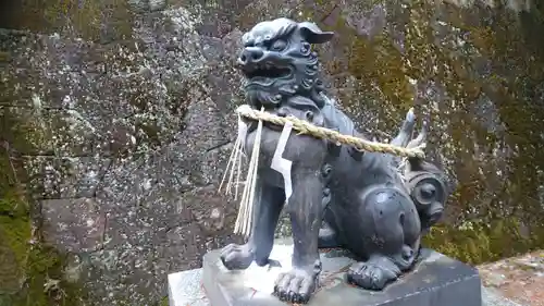 飛騨東照宮の狛犬