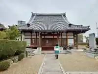 信光寺の本殿・本堂