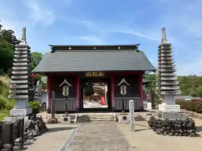 長谷寺(白岩観音)の山門・神門