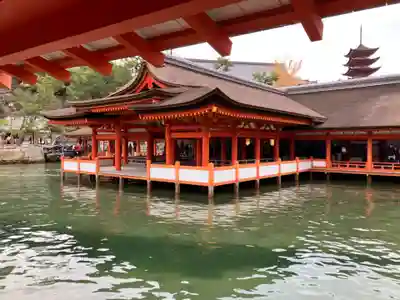 厳島神社(広島県)