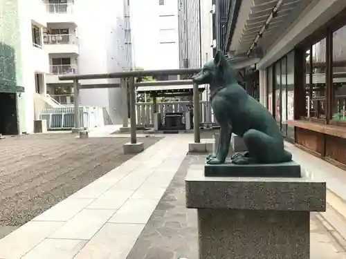 宮益御嶽神社の狛犬