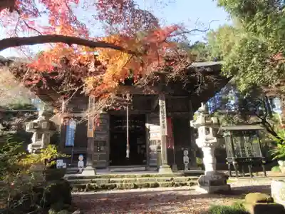 岩之上堂の本殿・本堂