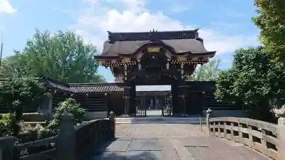 勝興寺の山門・神門