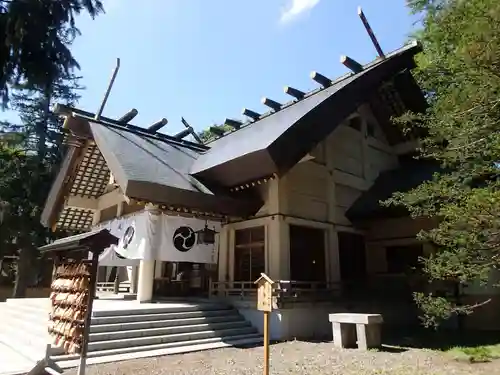 帯廣神社の本殿