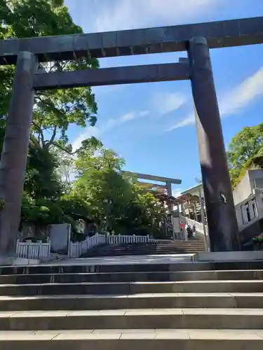 伊勢山皇大神宮の鳥居