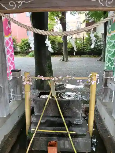 相模原氷川神社の{uncategorized: "未分類", other: "その他", undefined: "問題あり", building: "その他建物", grave: "お墓", sacred_gate: "鳥居", guardian: "狛犬", statue: "像", buddha: "仏像", history: "歴史", nature: "自然", garden: "庭園", animal: "動物", pagoda: "塔", temizu: "手水舎", mountain_gate: "山門・神門", sanctuary: "本殿・本堂", subordinate: "末社・摂社", art: "芸術", scenery: "景色", jizo: "地蔵", ema: "絵馬", goshuin: "御朱印", omikuji: "おみくじ", items: "授与品その他", amulet: "お守り", goshuincho: "御朱印帳", eats: "食事", festival: "お祭り", votive_dance: "神楽", shichigosan: "七五三参", wedding: "結婚式", experience: "体験その他", initially: "初詣", around: "周辺", anti_infection: "感染症対策"}