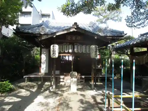 出町妙音堂の本殿・本堂