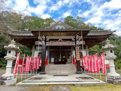 清滝寺の本殿・本堂