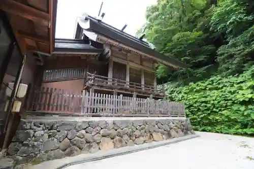 久奈子神社の本殿