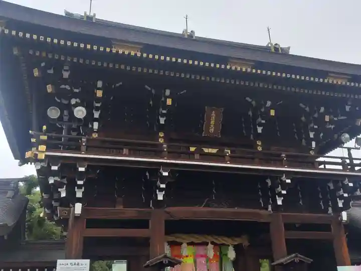 真清田神社の山門・神門