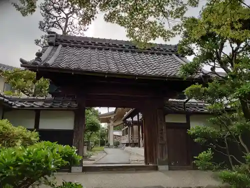 西方院の山門・神門
