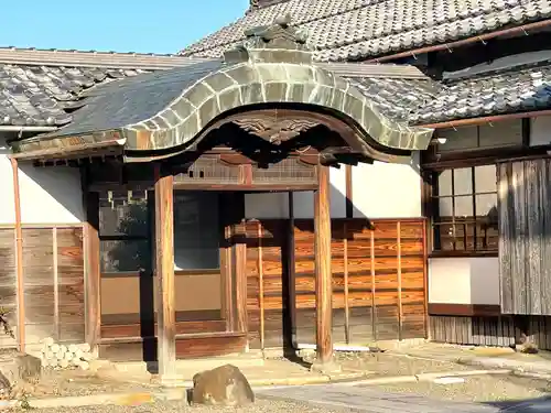威徳閣本行寺(滋賀県)
