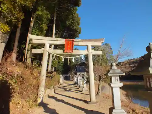 三上神社の鳥居