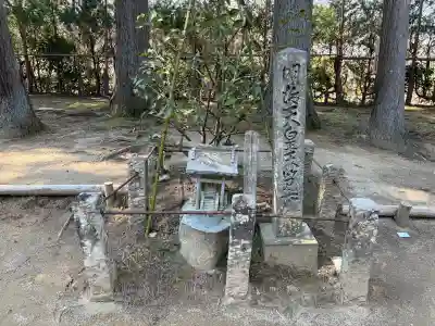 白山神社の{uncategorized: "未分類", other: "その他", undefined: "問題あり", building: "その他建物", grave: "お墓", sacred_gate: "鳥居", guardian: "狛犬", statue: "像", buddha: "仏像", history: "歴史", nature: "自然", garden: "庭園", animal: "動物", pagoda: "塔", temizu: "手水舎", mountain_gate: "山門・神門", sanctuary: "本殿・本堂", subordinate: "末社・摂社", art: "芸術", scenery: "景色", jizo: "地蔵", ema: "絵馬", goshuin: "御朱印", omikuji: "おみくじ", items: "授与品その他", amulet: "お守り", goshuincho: "御朱印帳", eats: "食事", festival: "お祭り", votive_dance: "神楽", shichigosan: "七五三参", wedding: "結婚式", experience: "体験その他", initially: "初詣", around: "周辺", anti_infection: "感染症対策"}