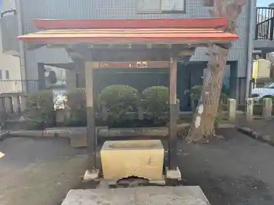 中葛西稲荷神社の{uncategorized: "未分類", other: "その他", undefined: "問題あり", building: "その他建物", grave: "お墓", sacred_gate: "鳥居", guardian: "狛犬", statue: "像", buddha: "仏像", history: "歴史", nature: "自然", garden: "庭園", animal: "動物", pagoda: "塔", temizu: "手水舎", mountain_gate: "山門・神門", sanctuary: "本殿・本堂", subordinate: "末社・摂社", art: "芸術", scenery: "景色", jizo: "地蔵", ema: "絵馬", goshuin: "御朱印", omikuji: "おみくじ", items: "授与品その他", amulet: "お守り", goshuincho: "御朱印帳", eats: "食事", festival: "お祭り", votive_dance: "神楽", shichigosan: "七五三参", wedding: "結婚式", experience: "体験その他", initially: "初詣", around: "周辺", anti_infection: "感染症対策"}