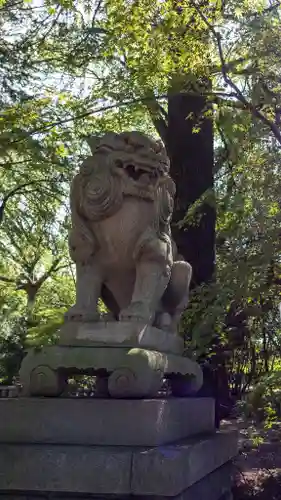 和歌山縣護國神社の狛犬