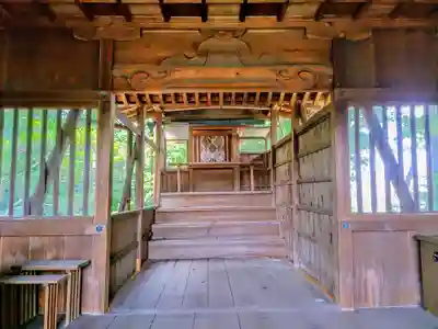 八幡社(西)の本殿・本堂