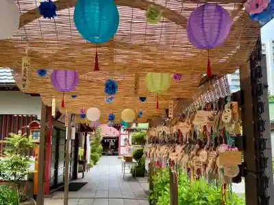 仙台大神宮の{uncategorized: "未分類", other: "その他", undefined: "問題あり", building: "その他建物", grave: "お墓", sacred_gate: "鳥居", guardian: "狛犬", statue: "像", buddha: "仏像", history: "歴史", nature: "自然", garden: "庭園", animal: "動物", pagoda: "塔", temizu: "手水舎", mountain_gate: "山門・神門", sanctuary: "本殿・本堂", subordinate: "末社・摂社", art: "芸術", scenery: "景色", jizo: "地蔵", ema: "絵馬", goshuin: "御朱印", omikuji: "おみくじ", items: "授与品その他", amulet: "お守り", goshuincho: "御朱印帳", eats: "食事", festival: "お祭り", votive_dance: "神楽", shichigosan: "七五三参", wedding: "結婚式", experience: "体験その他", initially: "初詣", around: "周辺", anti_infection: "感染症対策"}