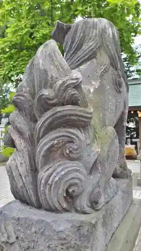 烈々布神社の狛犬