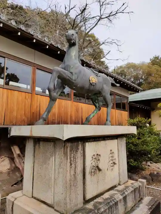 手力雄神社の像