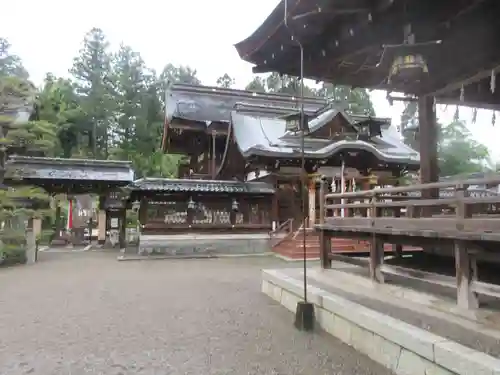 沙沙貴神社の本殿