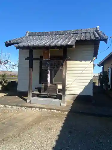 白山神社の本殿