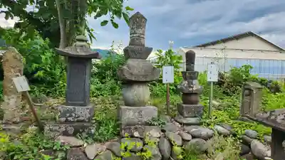 阿弥陀堂跡阿弥陀屋敷(山形県)