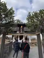 斎場所大元宮(吉田神社末社)の{uncategorized: "未分類", other: "その他", undefined: "問題あり", building: "その他建物", grave: "お墓", sacred_gate: "鳥居", guardian: "狛犬", statue: "像", buddha: "仏像", history: "歴史", nature: "自然", garden: "庭園", animal: "動物", pagoda: "塔", temizu: "手水舎", mountain_gate: "山門・神門", sanctuary: "本殿・本堂", subordinate: "末社・摂社", art: "芸術", scenery: "景色", jizo: "地蔵", ema: "絵馬", goshuin: "御朱印", omikuji: "おみくじ", items: "授与品その他", amulet: "お守り", goshuincho: "御朱印帳", eats: "食事", festival: "お祭り", votive_dance: "神楽", shichigosan: "七五三参", wedding: "結婚式", experience: "体験その他", initially: "初詣", around: "周辺", anti_infection: "感染症対策"}