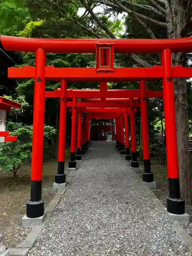 湯倉神社の末社