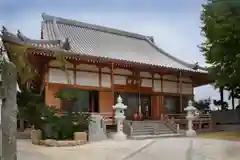 法話と天井絵の寺　観音寺の本殿