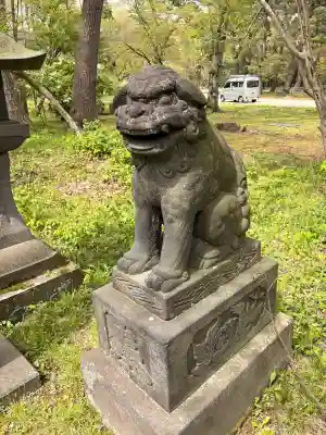 与次郎稲荷神社の{uncategorized: "未分類", other: "その他", undefined: "問題あり", building: "その他建物", grave: "お墓", sacred_gate: "鳥居", guardian: "狛犬", statue: "像", buddha: "仏像", history: "歴史", nature: "自然", garden: "庭園", animal: "動物", pagoda: "塔", temizu: "手水舎", mountain_gate: "山門・神門", sanctuary: "本殿・本堂", subordinate: "末社・摂社", art: "芸術", scenery: "景色", jizo: "地蔵", ema: "絵馬", goshuin: "御朱印", omikuji: "おみくじ", items: "授与品その他", amulet: "お守り", goshuincho: "御朱印帳", eats: "食事", festival: "お祭り", votive_dance: "神楽", shichigosan: "七五三参", wedding: "結婚式", experience: "体験その他", initially: "初詣", around: "周辺", anti_infection: "感染症対策"}