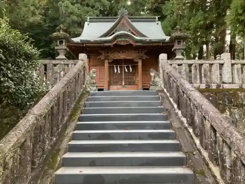 甲波宿祢神社の本殿