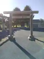 諏訪神社の鳥居