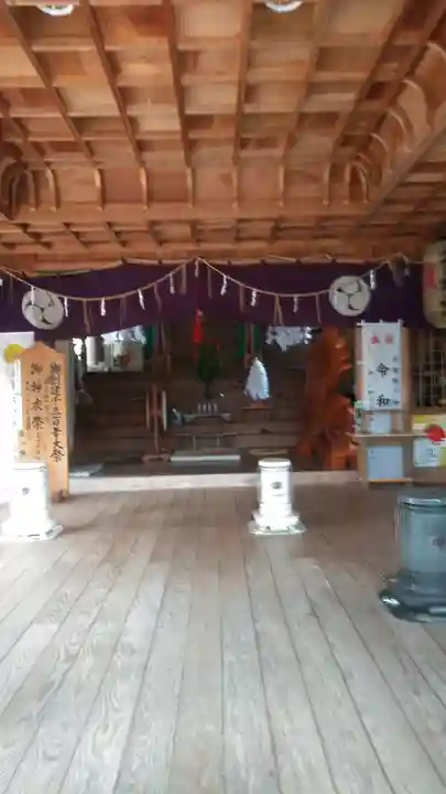 宝八幡宮の本殿・本堂