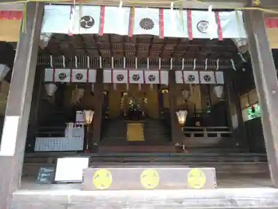 日牟禮八幡宮の本殿・本堂