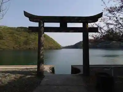 霹靂神社の鳥居