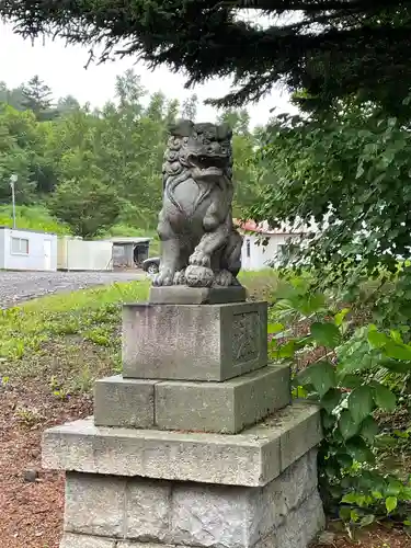 茂岩神社の狛犬