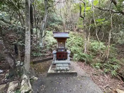 稲荷宮の本殿・本堂