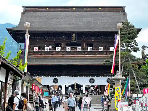 善光寺の山門・神門