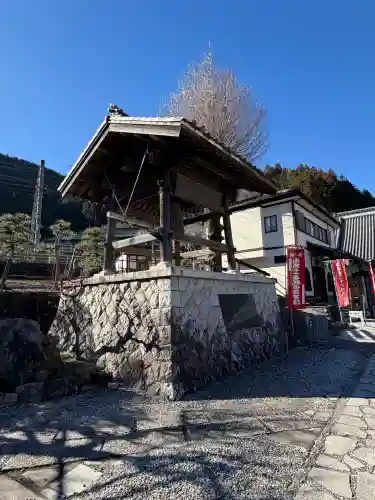 法光寺の{uncategorized: "未分類", other: "その他", undefined: "問題あり", building: "その他建物", grave: "お墓", sacred_gate: "鳥居", guardian: "狛犬", statue: "像", buddha: "仏像", history: "歴史", nature: "自然", garden: "庭園", animal: "動物", pagoda: "塔", temizu: "手水舎", mountain_gate: "山門・神門", sanctuary: "本殿・本堂", subordinate: "末社・摂社", art: "芸術", scenery: "景色", jizo: "地蔵", ema: "絵馬", goshuin: "御朱印", omikuji: "おみくじ", items: "授与品その他", amulet: "お守り", goshuincho: "御朱印帳", eats: "食事", festival: "お祭り", votive_dance: "神楽", shichigosan: "七五三参", wedding: "結婚式", experience: "体験その他", initially: "初詣", around: "周辺", anti_infection: "感染症対策"}