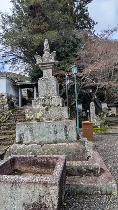 西教寺(滋賀県)