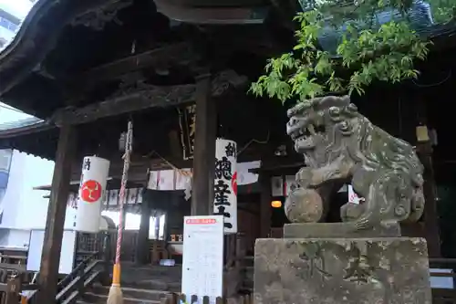 阿邪訶根神社の狛犬
