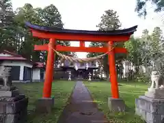 鎮岡神社の鳥居