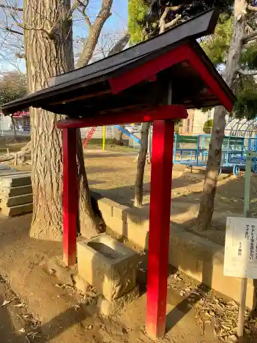 馬橋弁財天厳島神社の{uncategorized: "未分類", other: "その他", undefined: "問題あり", building: "その他建物", grave: "お墓", sacred_gate: "鳥居", guardian: "狛犬", statue: "像", buddha: "仏像", history: "歴史", nature: "自然", garden: "庭園", animal: "動物", pagoda: "塔", temizu: "手水舎", mountain_gate: "山門・神門", sanctuary: "本殿・本堂", subordinate: "末社・摂社", art: "芸術", scenery: "景色", jizo: "地蔵", ema: "絵馬", goshuin: "御朱印", omikuji: "おみくじ", items: "授与品その他", amulet: "お守り", goshuincho: "御朱印帳", eats: "食事", festival: "お祭り", votive_dance: "神楽", shichigosan: "七五三参", wedding: "結婚式", experience: "体験その他", initially: "初詣", around: "周辺", anti_infection: "感染症対策"}