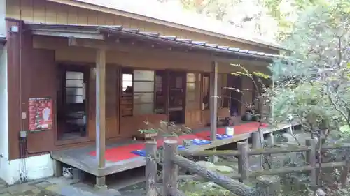 五所駒瀧神社の本殿